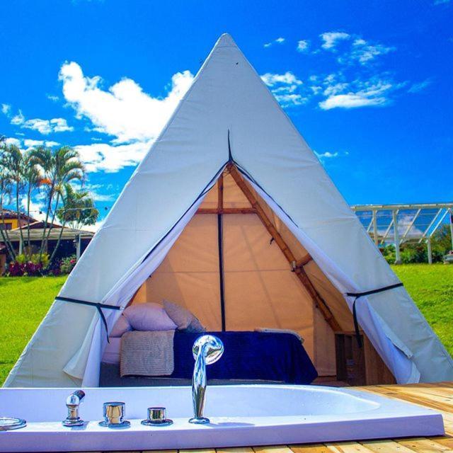 Aw Guatape Glamping Resort Экстерьер фото