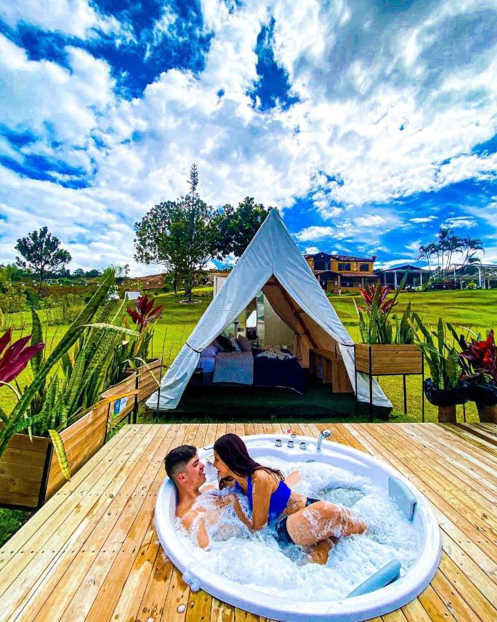 Aw Guatape Glamping Resort Экстерьер фото
