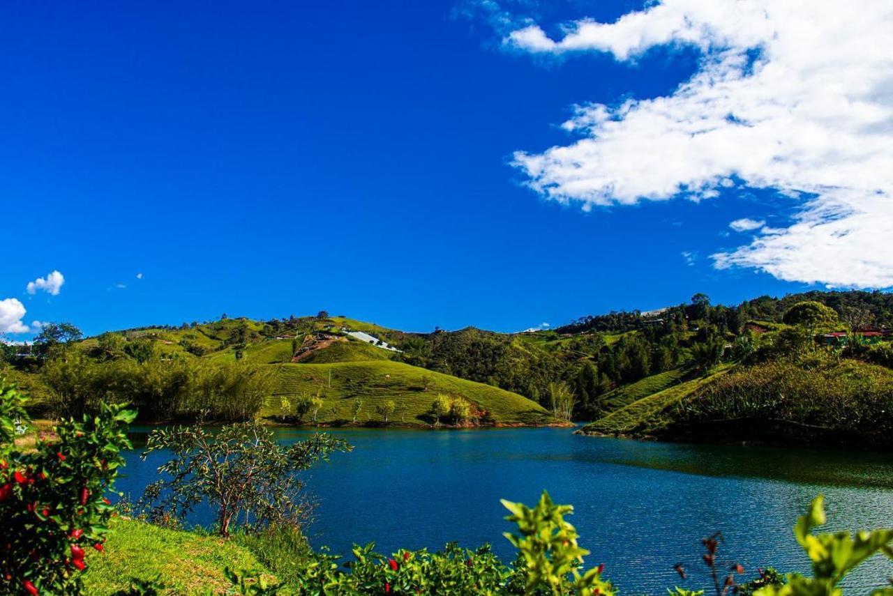 Aw Guatape Glamping Resort Экстерьер фото